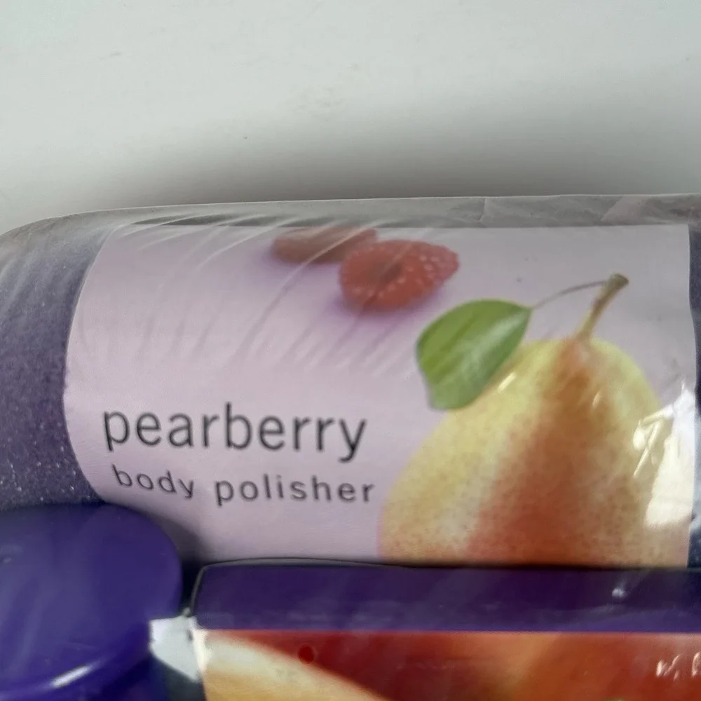 Pearberry Set Fruit In Woven Basket Lotion Bath Shower Gel Pearls Body Polisher